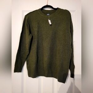 Gap Sweater